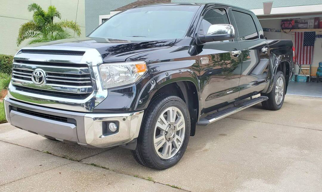 toyota pick up truck paint correction in imperium tampa mobile detailing
